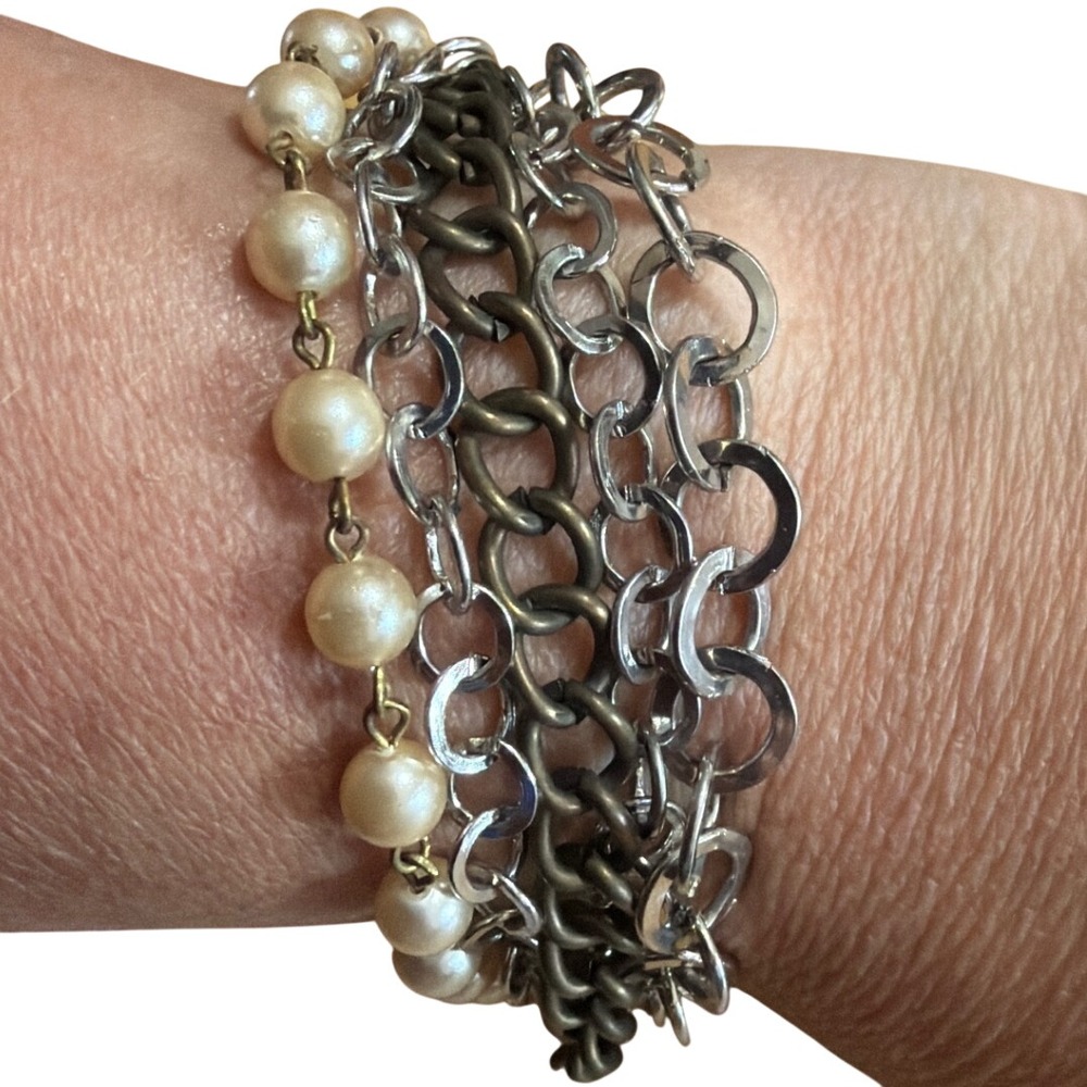Multi-Strand Mixed Metal Key  Keyhole Faux Pearl Charm Bracelet Silver Bronze